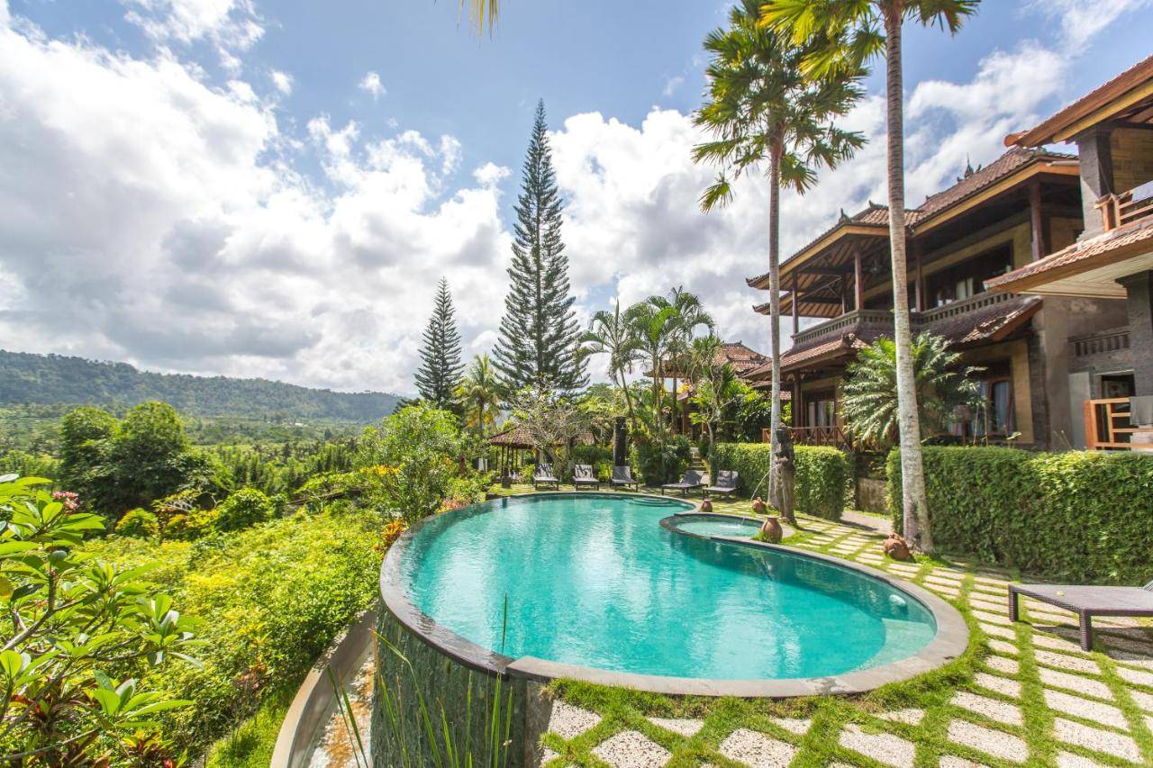 Cultural Bali with woman - Myladytrip.com